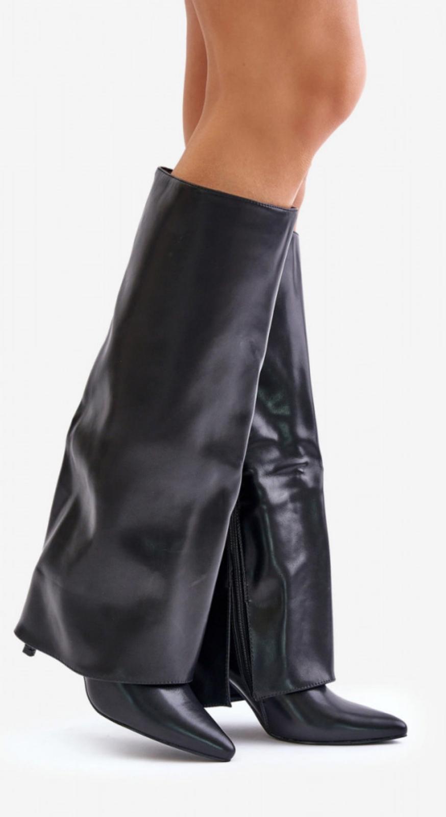 STIVALI RISVOLTO TACCO A SPILLO